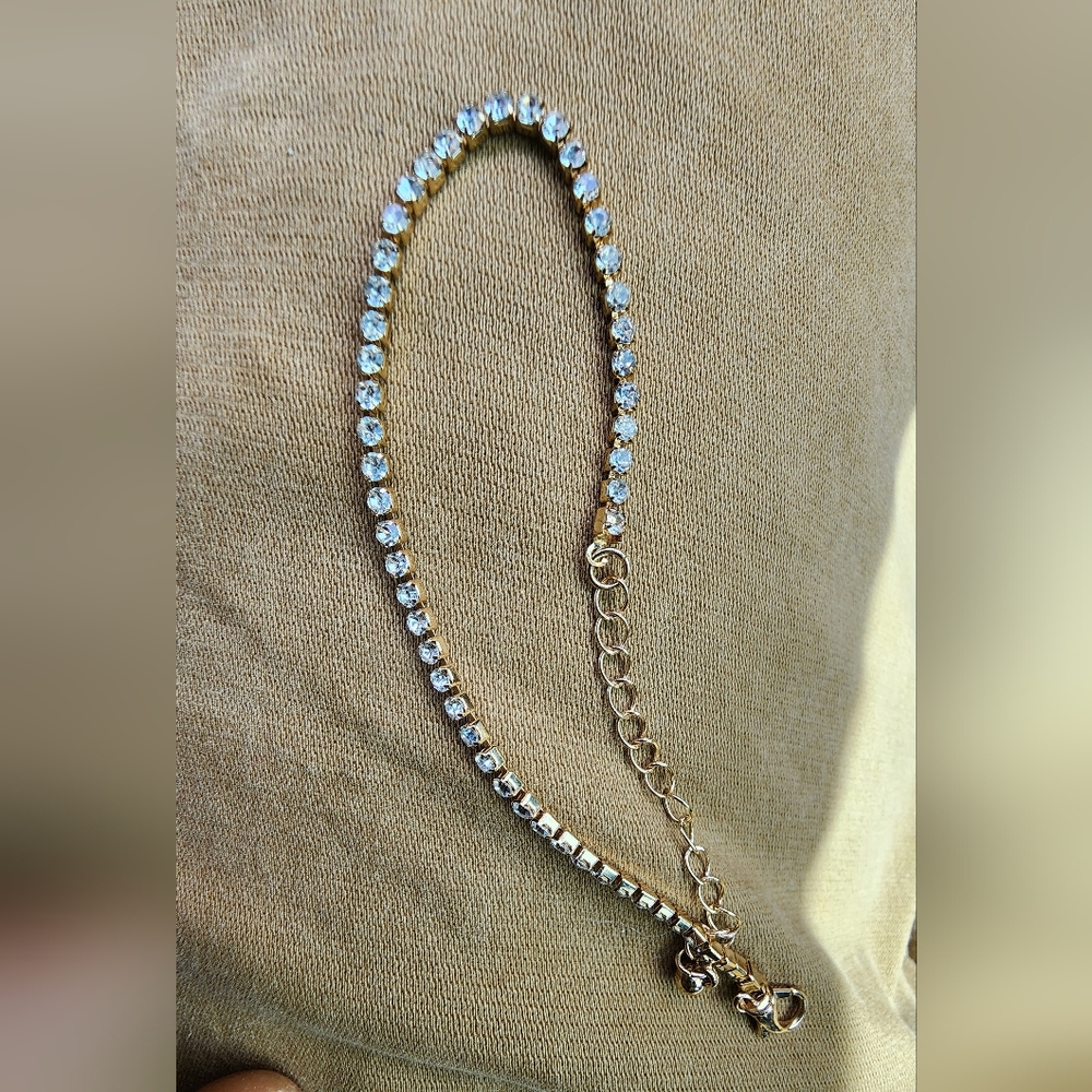Diamond and gold bracelet